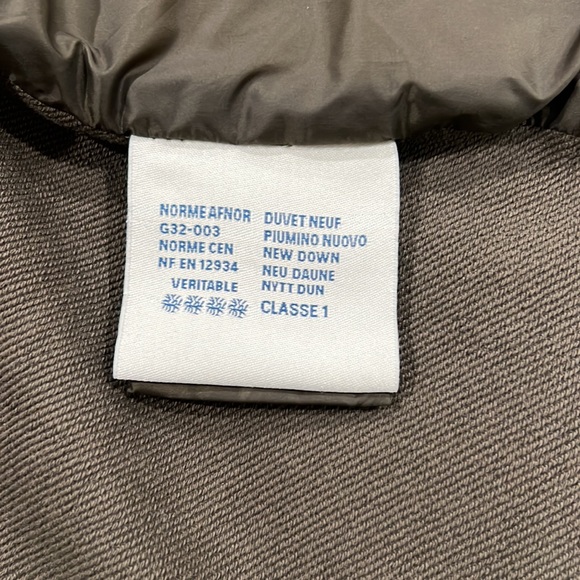 Moncler jacket - Picture 10 of 13